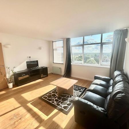 Beautiful 1 Bedroom Stylish Apartment Croydon Exterior foto